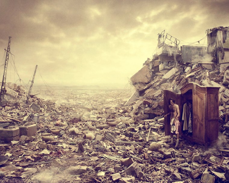 Военная база аниме