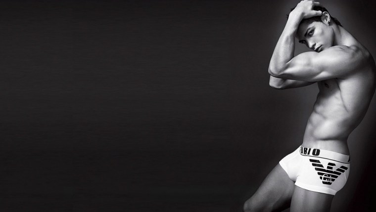 Максим Лютов