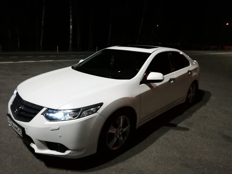 Хонда Аккорд 2008 на дисках