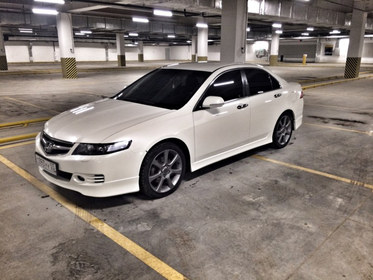 Хонда Аккорд белая 624