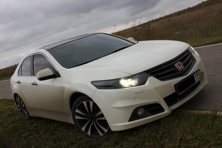 Honda Accord 2008 белая