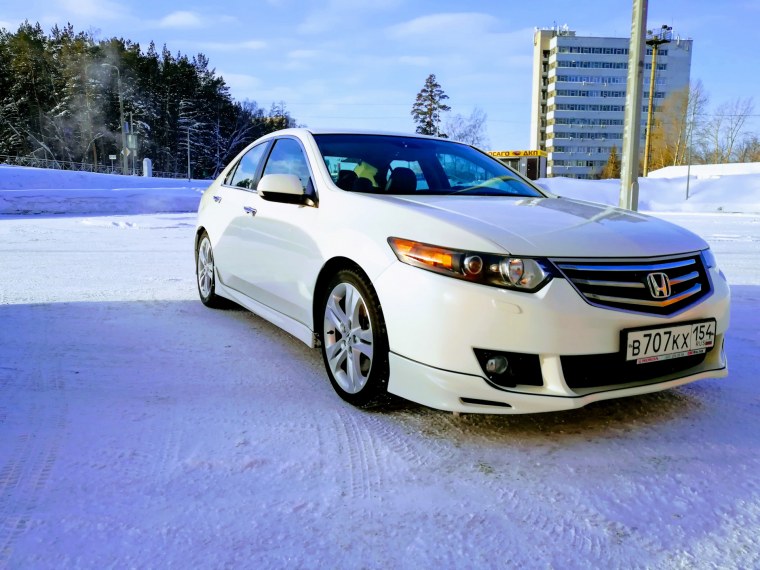 Honda Accord 8 белый