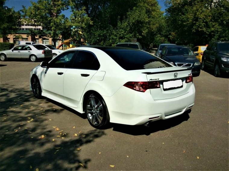 Honda Accord 2012 белая