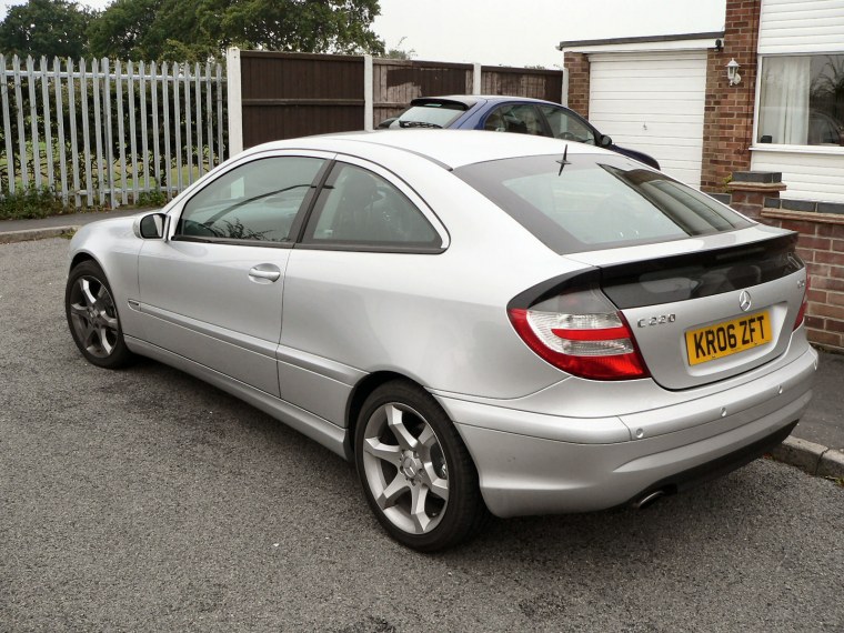 Мерседес c class 2006