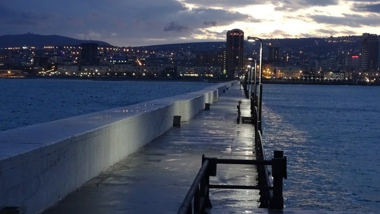 Вечерняя набережная Новороссийска