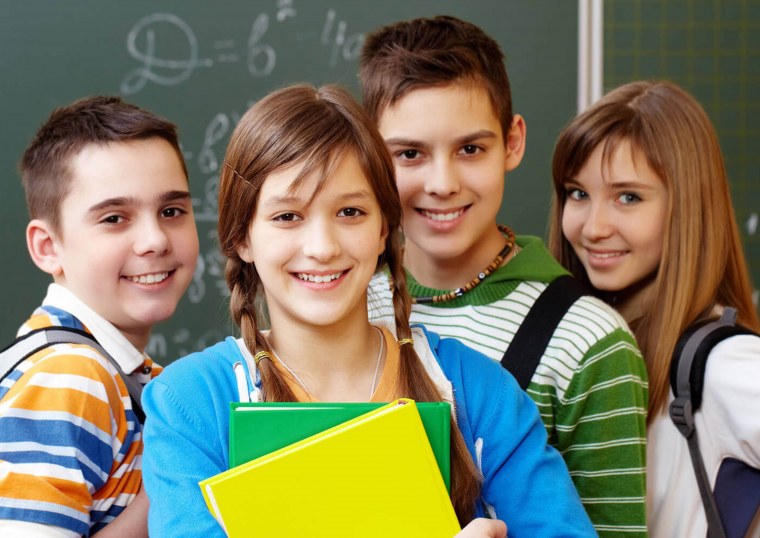 Много подруг