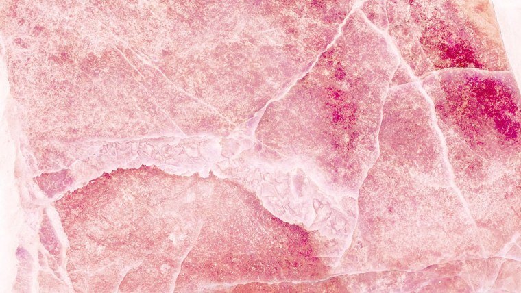 Розовый мрамор