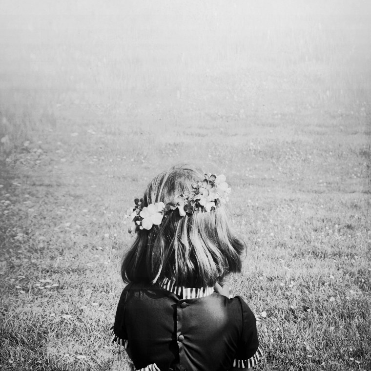 Девушка черно белое