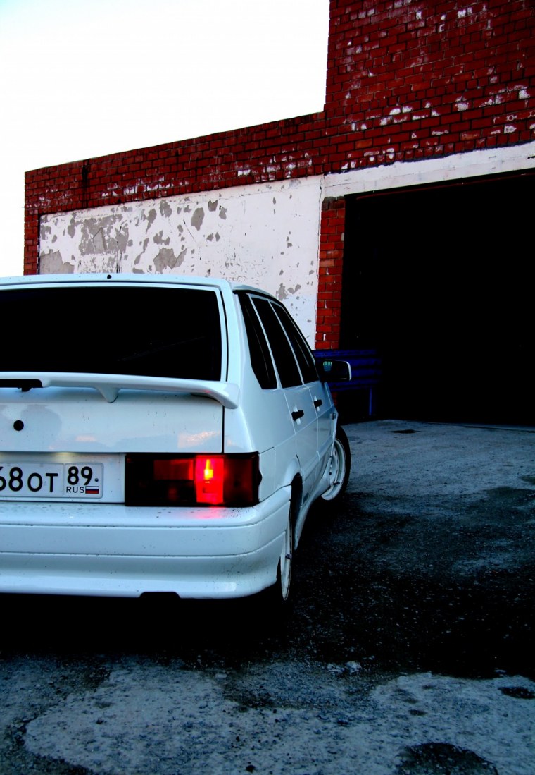 ВАЗ 2114 белая драйв 2