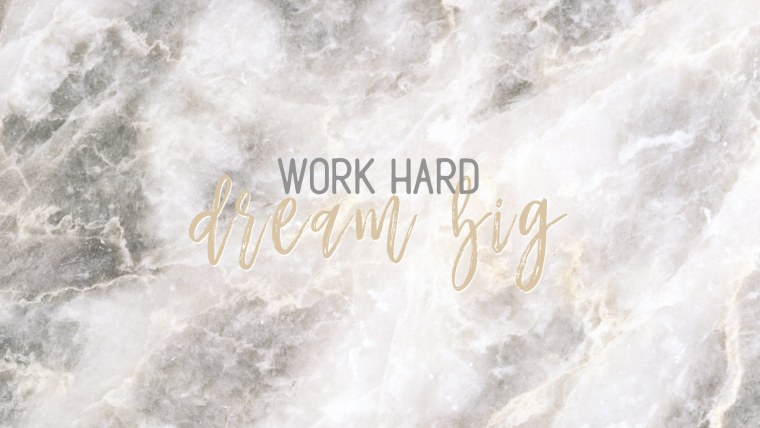 Заставка на ноутбук модные