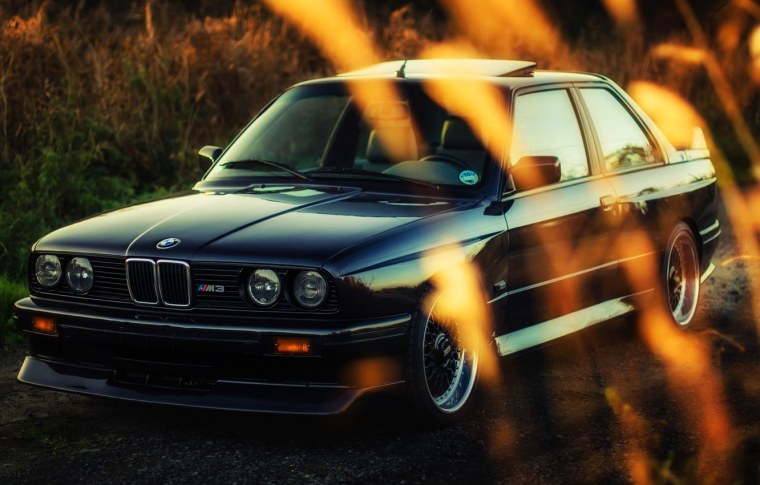 BMW e34 черная бумер