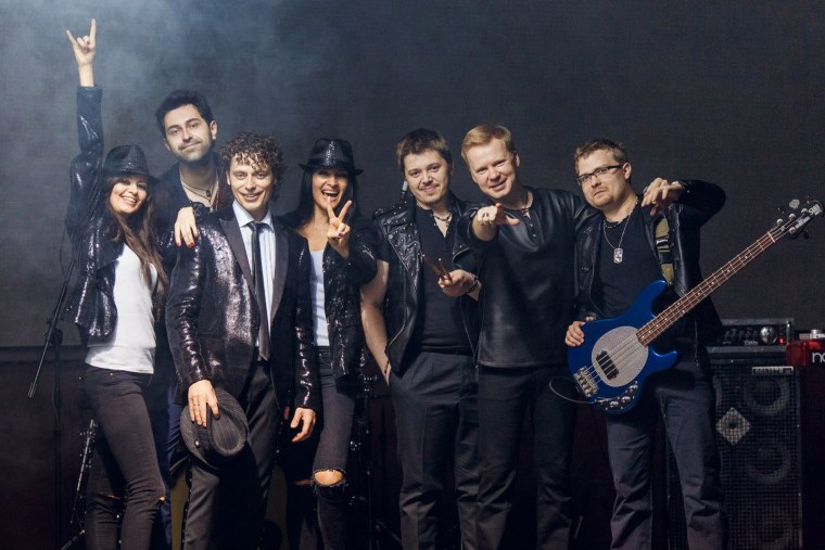 Группа девушек