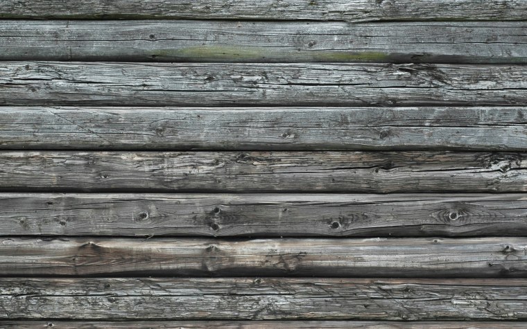 Стена из досок