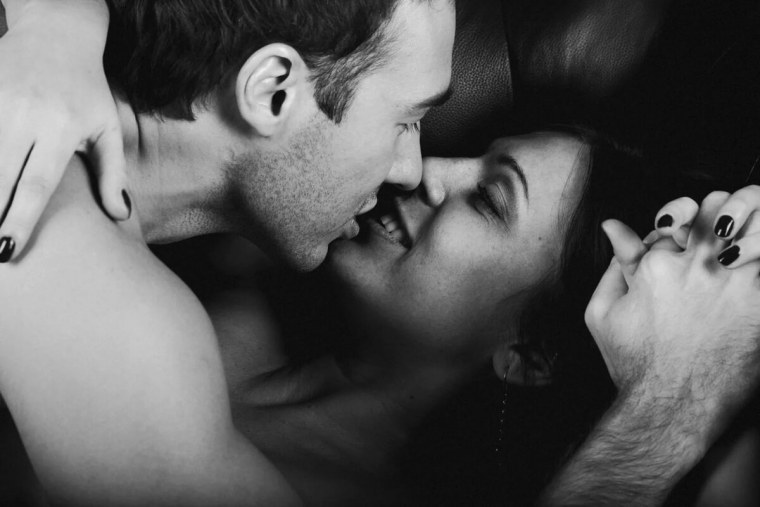 Страстные поцелуи