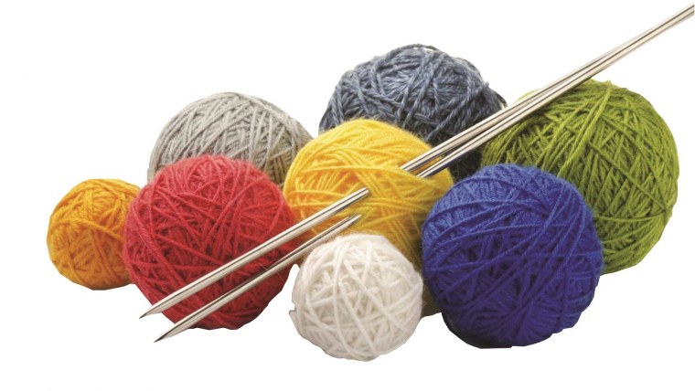 Нитки и спицы