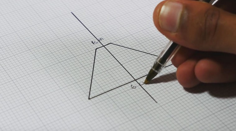 Пирамидка для голограммы на смартфоне