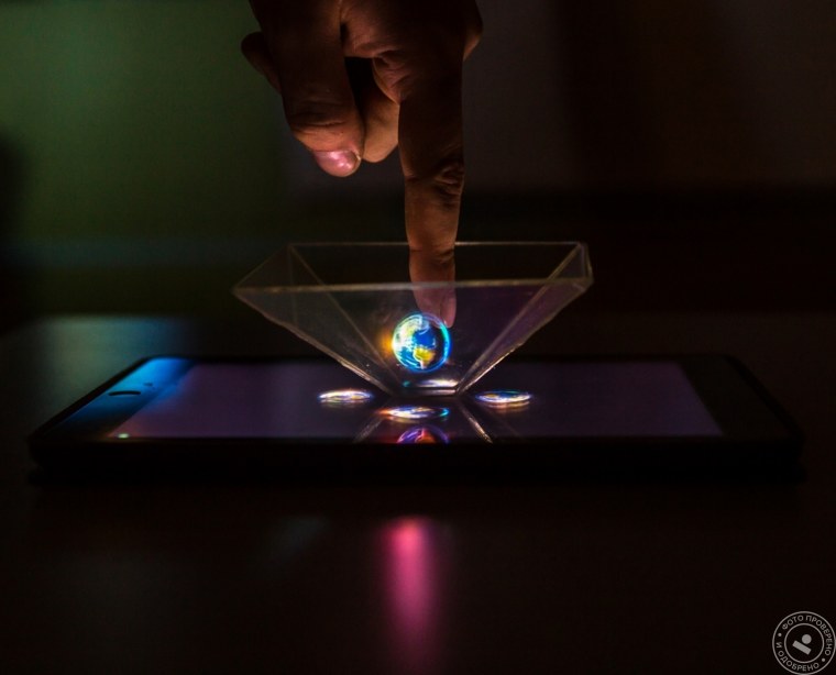 Голографический проектор Star Wars