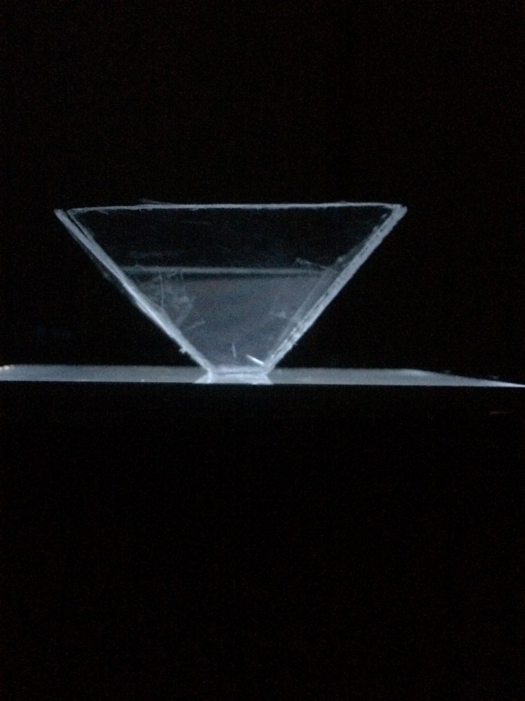 3д проектор голограмма в пространстве