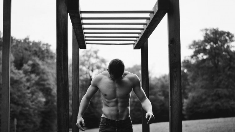 Джули Карназес