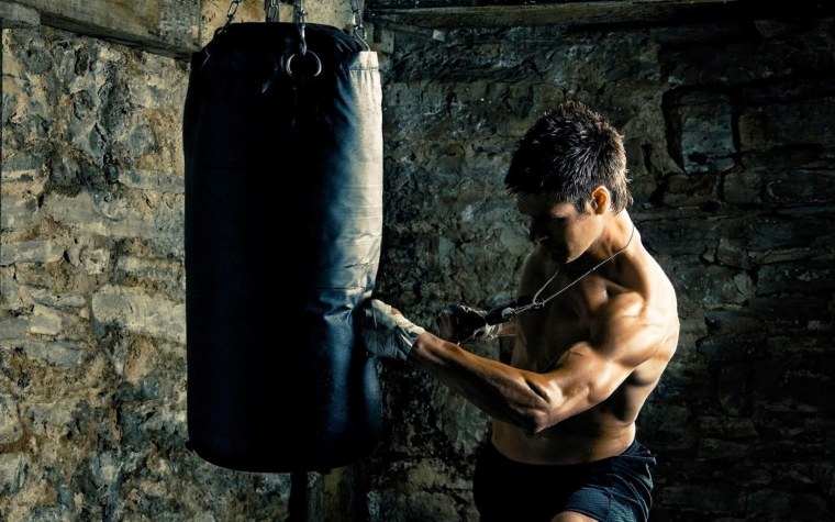 Мужская спортивная фотосессия