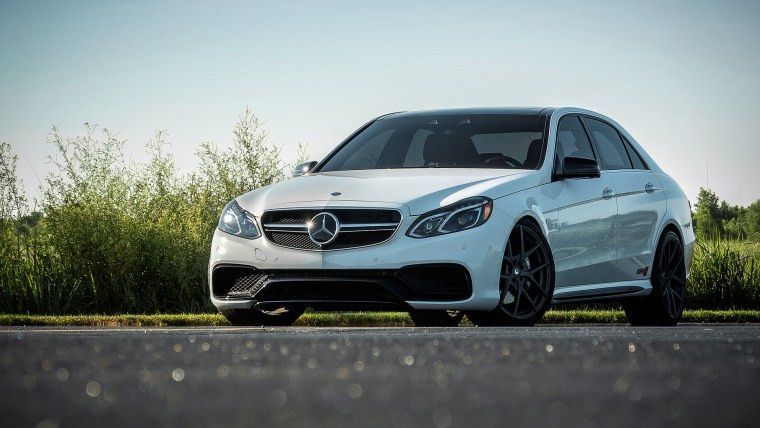 Mercedes Benz e63 AMG