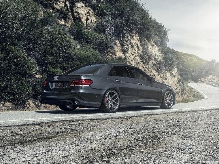 Мерседес е63 АМГ 4к