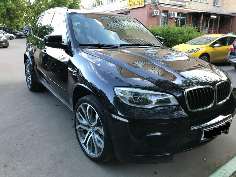 BMW x5m e70 Black