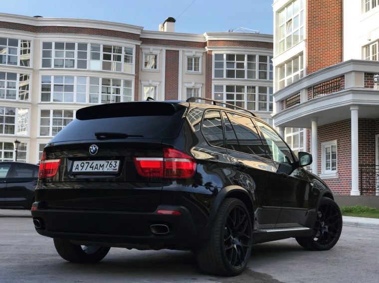 BMW x5m 2010 Black