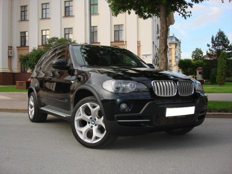 BMW x5 e70 черный