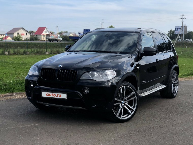 Х5 е70 зимой черный