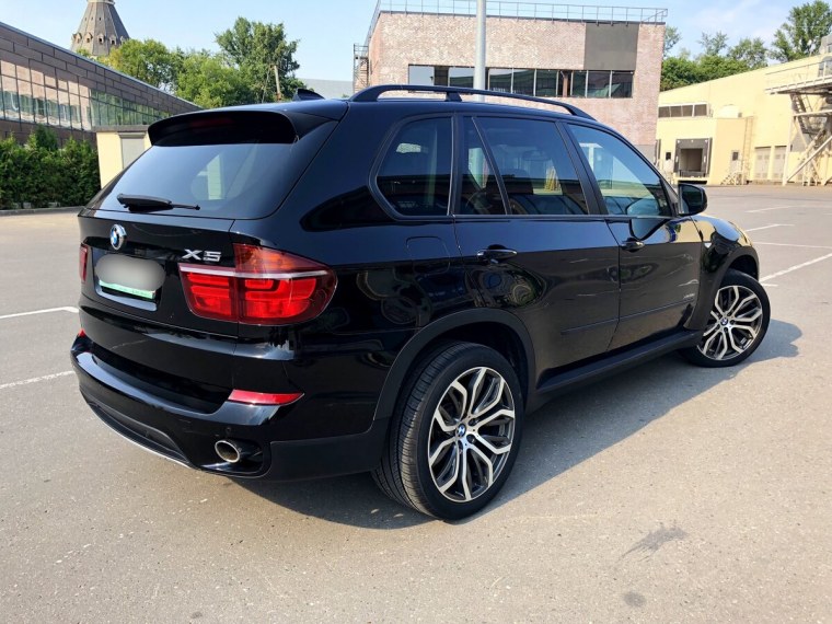 BMW x5 e70 Рестайлинг черный