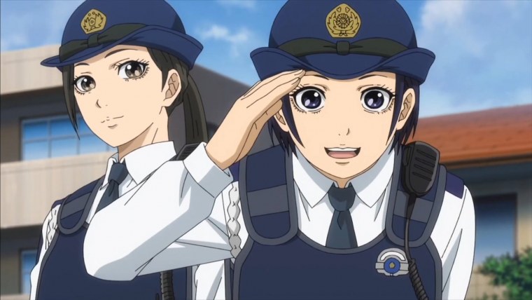 Аниме девочка в полицейской машине