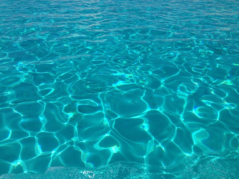 Голубая вода море