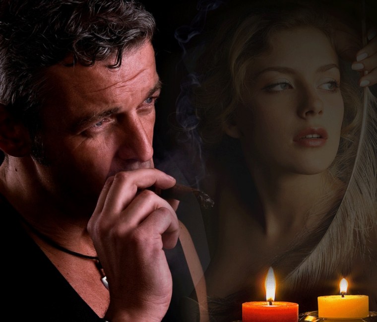 Силуэт одинокого человека