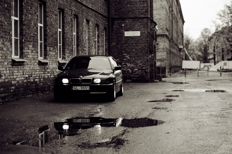 Крутые бандиты в масках