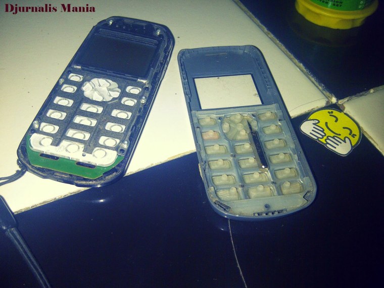 Нокиа фонарик 1202