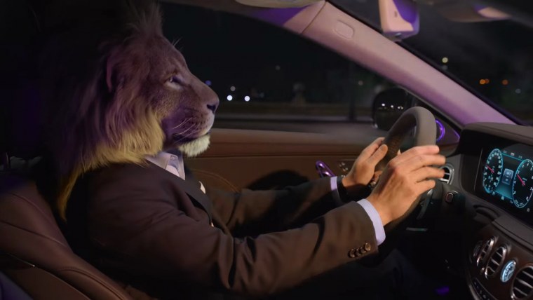 Человек с головой Льва