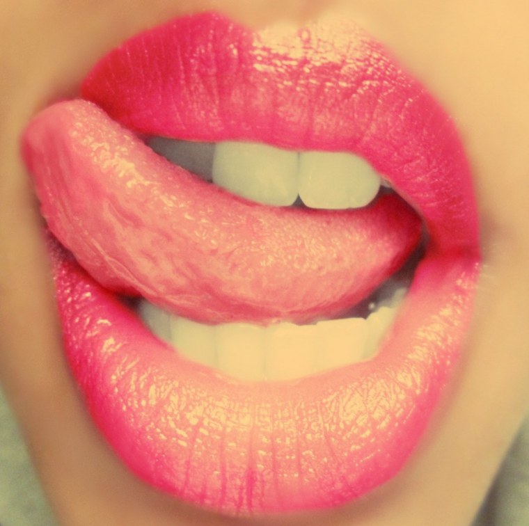 Облизывание губ