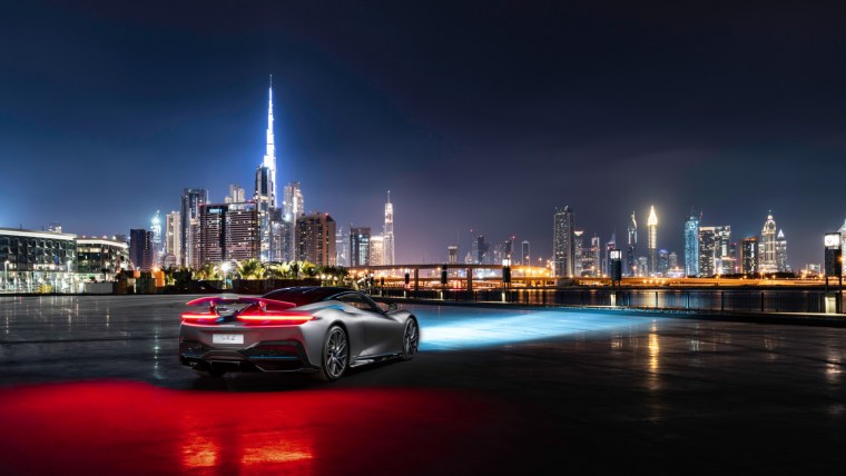 Ниссан ГТР 35 ночью