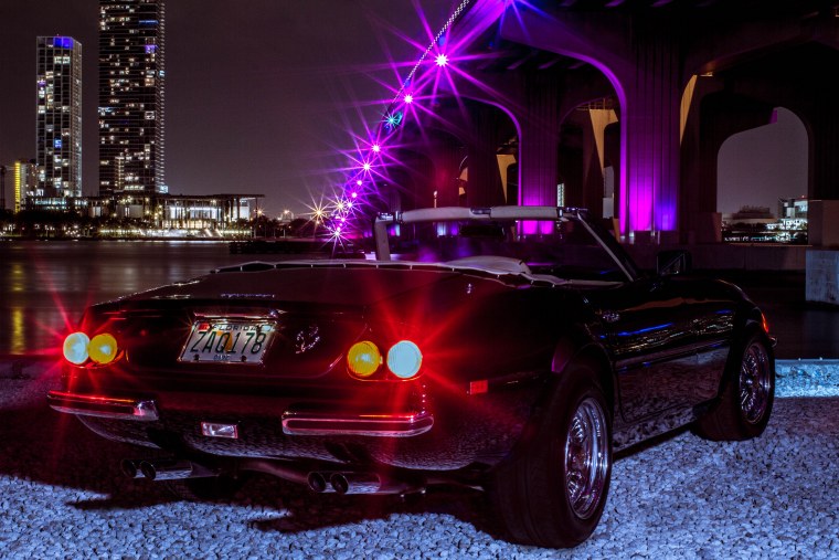 Машина ночью