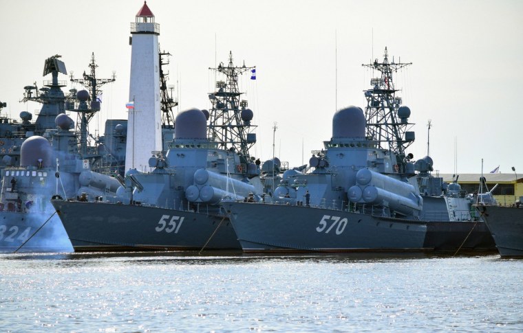 Корабль ВМФ США эсминец