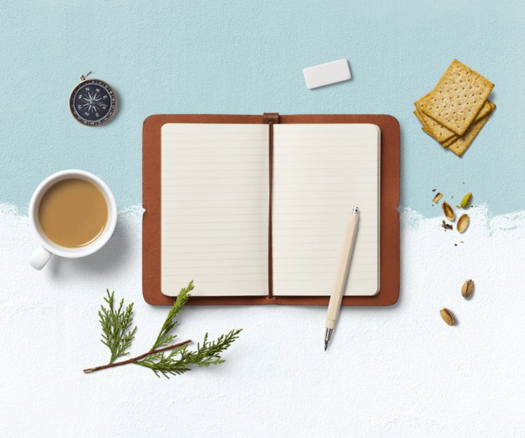 Деревянный стол вид сверху