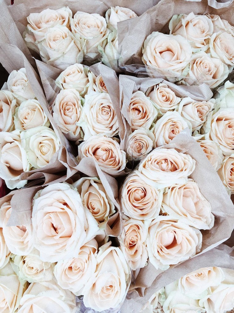 Цветы тёмные для айфон