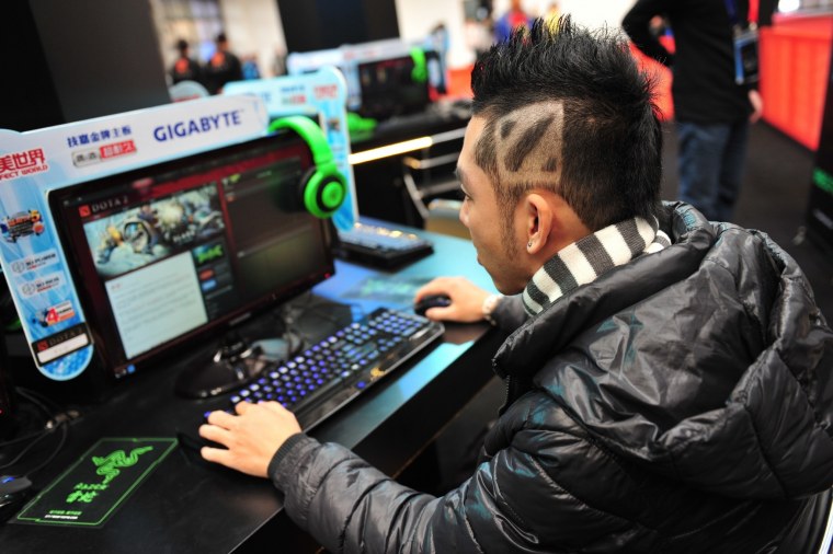 Аниме девушка программист