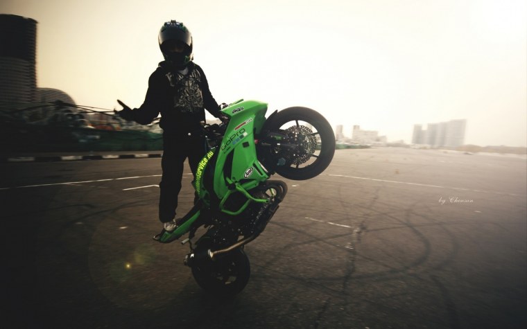 Ямаха р1 с пилотом