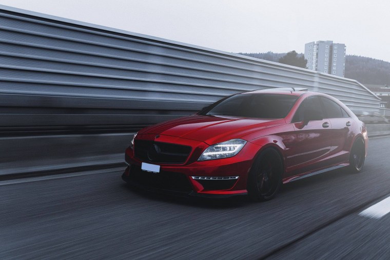 CLS 63 красный