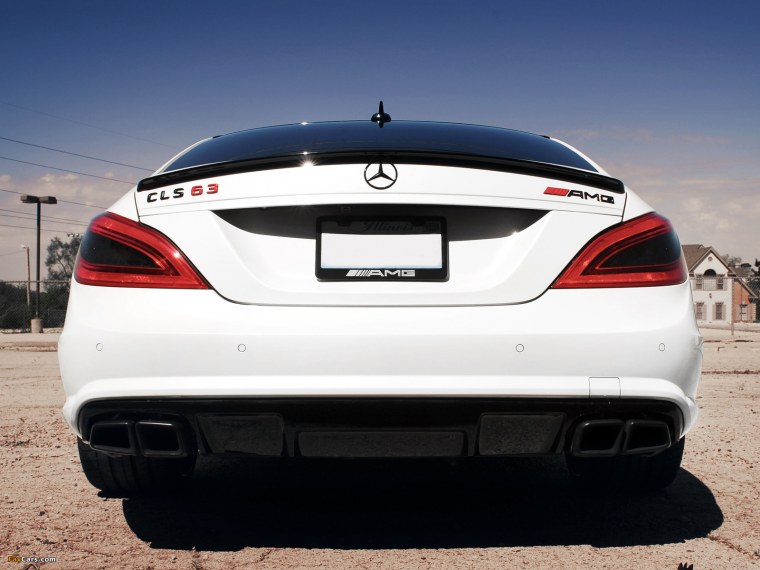 Мерседес банан CLS 63 AMG