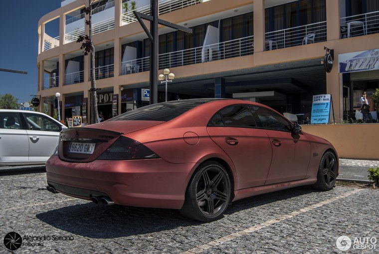 Mercedes Benz CLS 63 AMG красный матовый