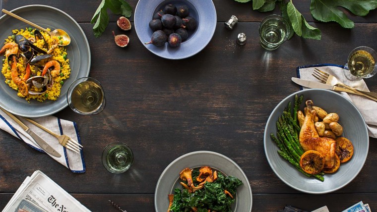 Разделочная доска с овощами