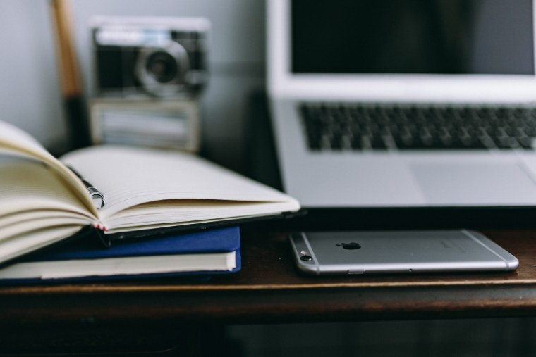 Смартфон Минимализм